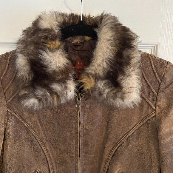 Danier Faux Fur -Trimmed Brown Distressed Leather Crop Jacket Size P (Fits XS–S) - Picture 2 of 9